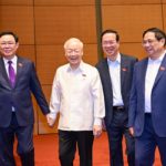 Việt Nam cần mấy “trụ”?