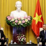 ‘Ngoại giao tang chế’ kiểu Hoa Kỳ