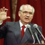 Gorbachev – Tội đồ hay cứu tinh?