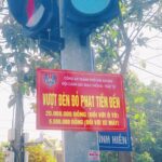 Chờ gắn bảng cho quẹo phải khi đèn đỏ: Lại cách làm cũ…