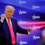 Mọi bong bóng đều nổ tung, nát bét!