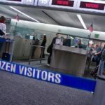 Các phóng viên nhập cảnh vào Mỹ: Hãy cẩn thận với những thứ có trong điện thoại của quý vị