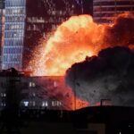 Iran tấn công quy mô lớn vào các thành phố của Israel