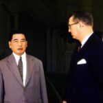 Lựa chọn quyết định: Việt Nam xây dựng tương lai tươi sáng hay trở về với quá khứ?