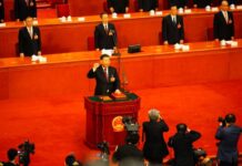 Quỹ đạo của boomerang quyền lực độc tài (Bài 3)