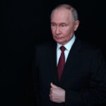 Vladimir Putin đang mắc kẹt trong một cuộc chiến không thể thắng nhưng ông ta không dám kết thúc