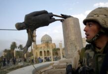 “Trump hành xử như một tên trùm Mafia”