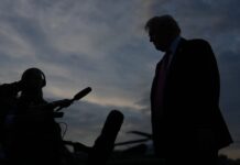 Cuộc tấn công liều lĩnh của Trump