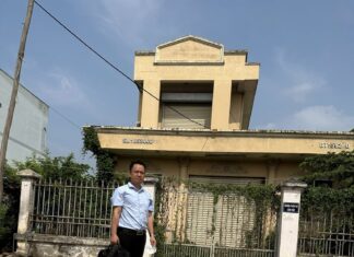 Một lần về thăm Bưu điện Cầu Voi và suy nghĩ về những điểm mâu thuẫn