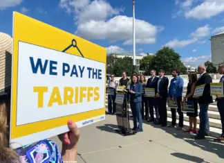 Chính quyền Trump bắt đầu hoàn trả thuế – Những điều cần biết