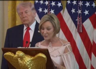 Những tay báng bổ Thiên Chúa ở Washington