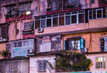 Nếu không quá xuất sắc, đừng ở lại Hà Nội