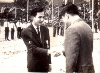 Chuyện về một tấm ảnh minh họa
