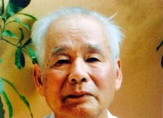 Tiếng mẹ như… con nợ, phận chữ và phận nước (Phần 1)